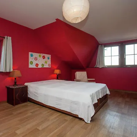 Friendly And Rustic Family With Fireplace Stavelot
